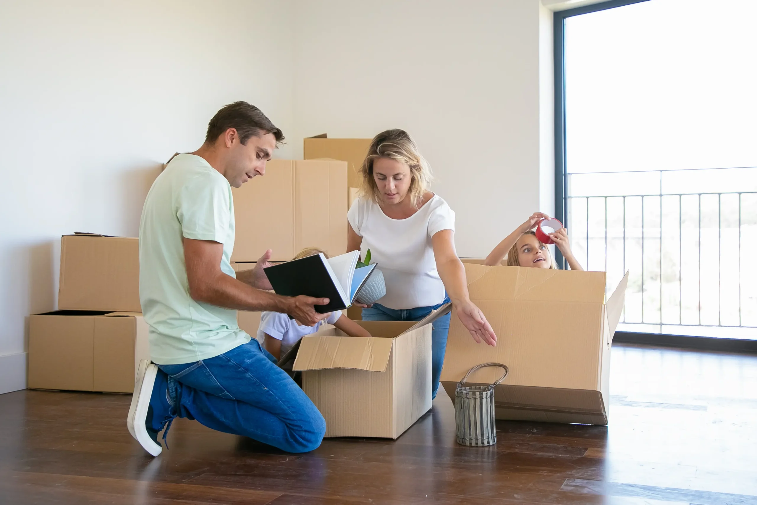 apartment movers in Dunai Marina